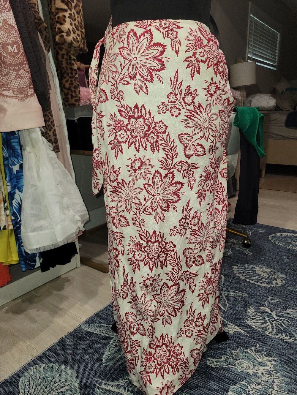 Tommy Hilfiger Cream Maxi Skirt with Red Floral Print